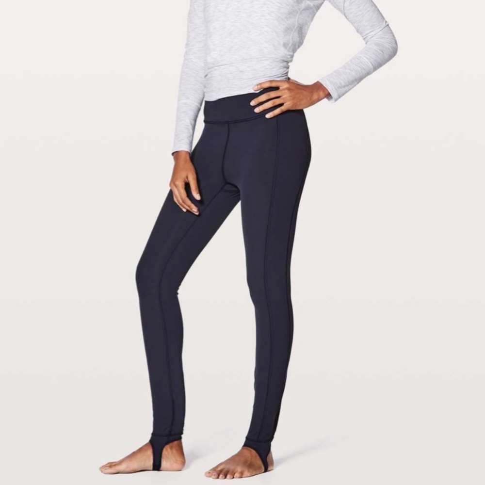 Lululemon Hold On Tight 28" Size 4 Navy
